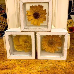 SET OF 3 FRAMED FLOWERS IN GLASS AND WOOD WITH ARTIST SIGNATURE - HANG OR STACK